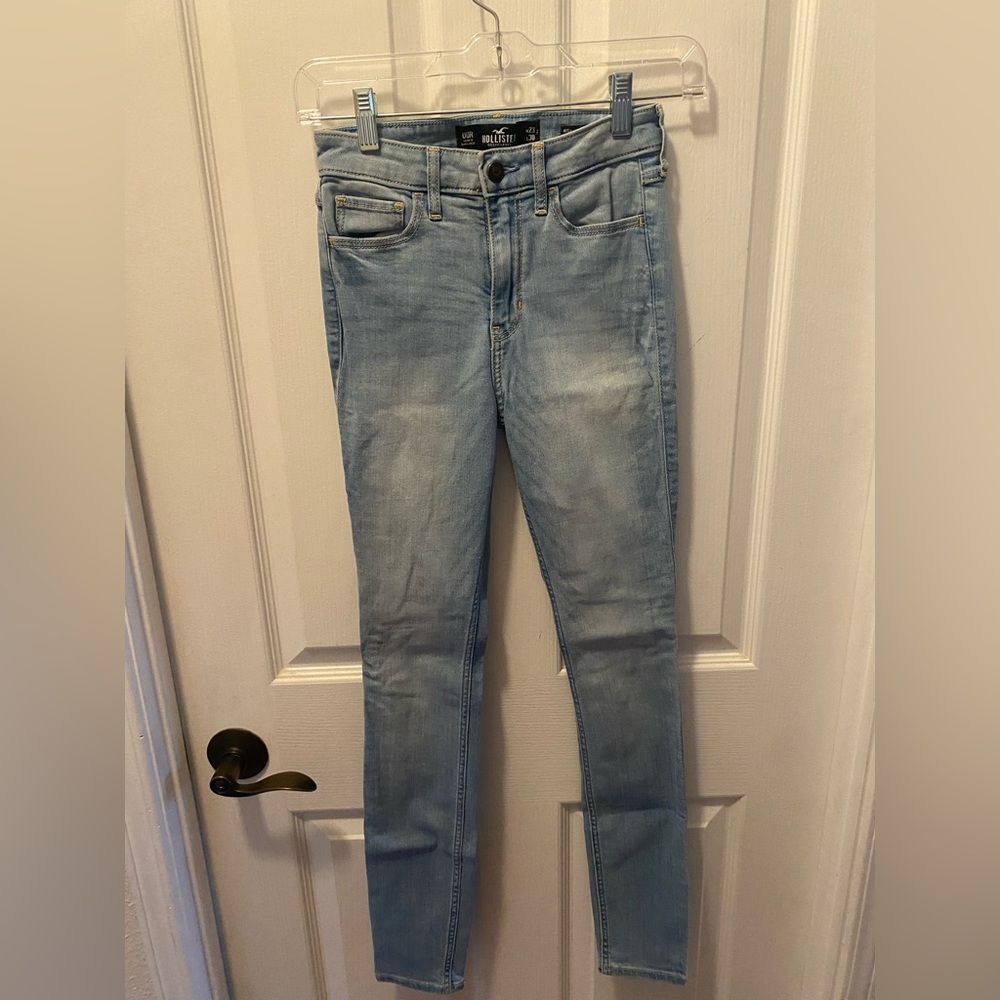 Hollister Light Wash Skinny Jeans